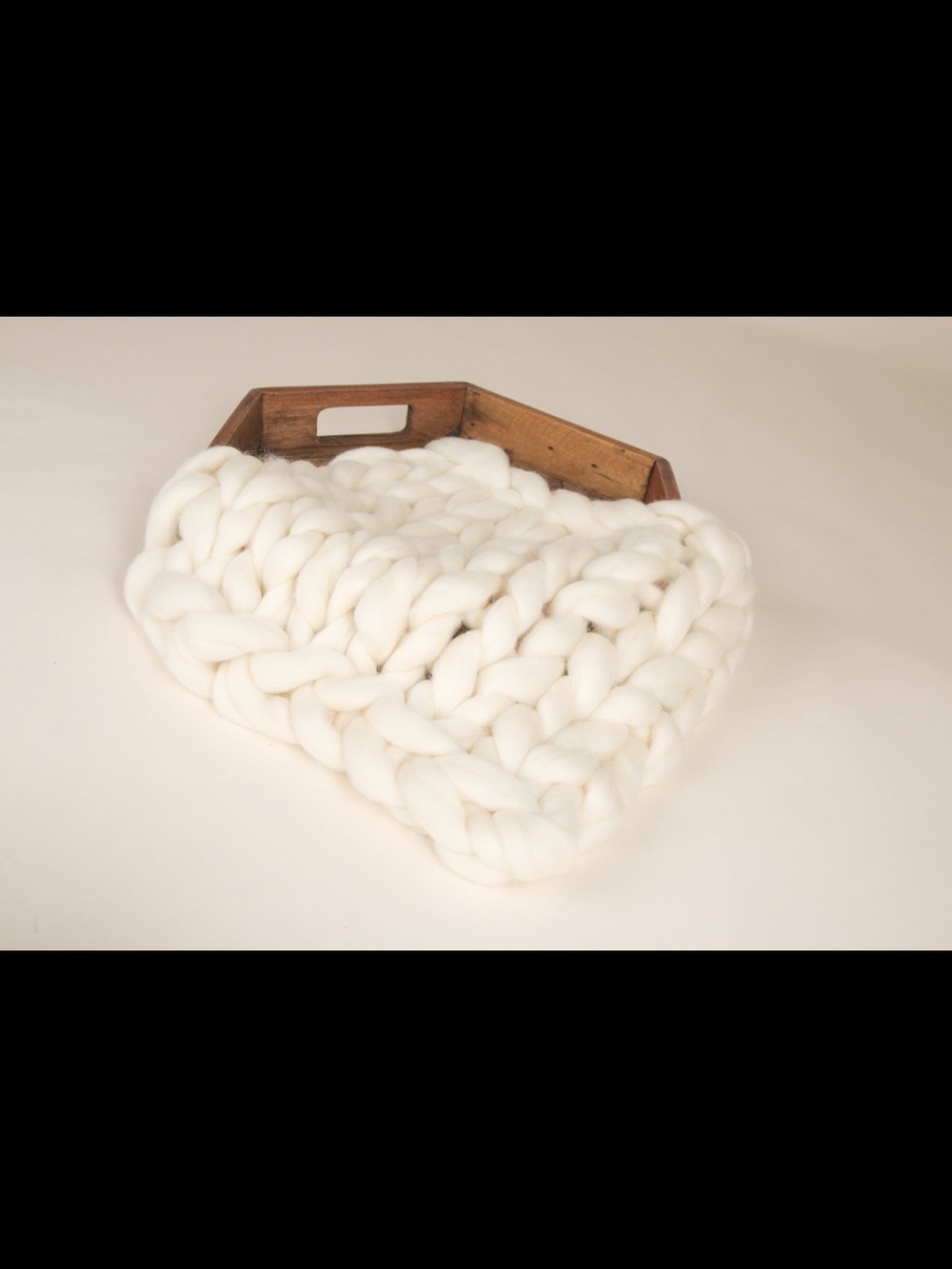 chunky baby prop blanket white